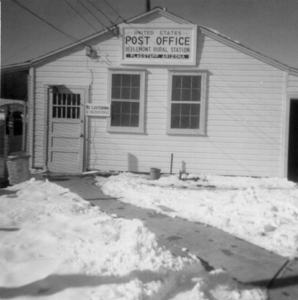 United States Post Office Bellemont Rural Station Flagstaff, Arizona, with sidewalk snow shoveled for customers